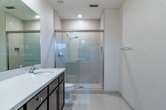 3993 S Allerdale Pl, Coconut Creek, FL 33073