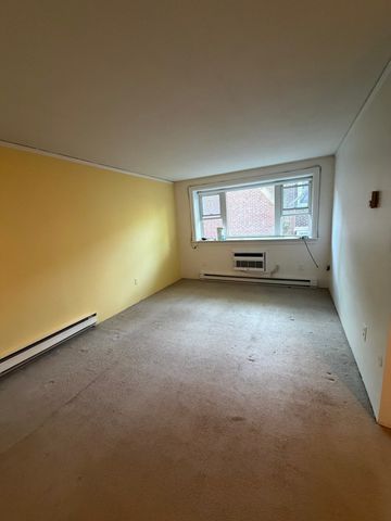 1691 Cambridge St 45, Cambridge, MA 02138