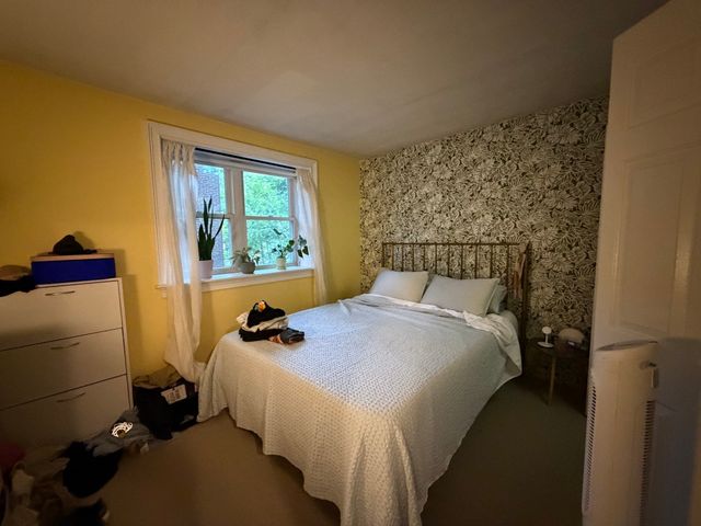 1691 Cambridge St 45, Cambridge, MA 02138
