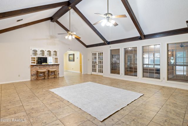 203 Paddington Drive, Lafayette, LA 70508
