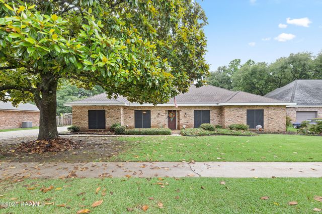203 Paddington Drive, Lafayette, LA 70508