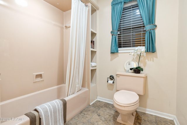 203 Paddington Drive, Lafayette, LA 70508