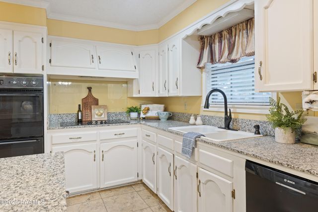 203 Paddington Drive, Lafayette, LA 70508