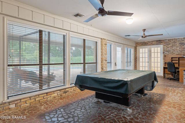 203 Paddington Drive, Lafayette, LA 70508