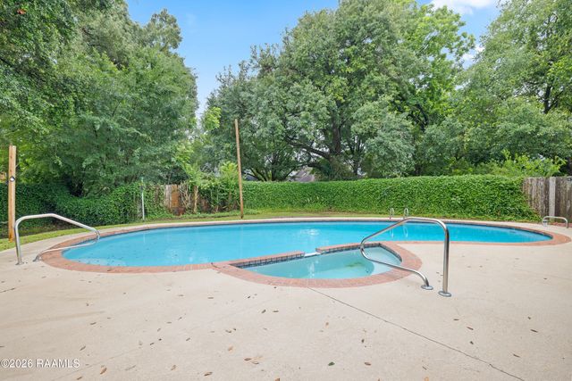 203 Paddington Drive, Lafayette, LA 70508