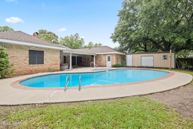 203 Paddington Drive, Lafayette, LA 70508