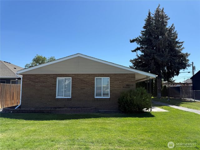 1131 1133 W Ivy Avenue, Moses Lake, WA 98837
