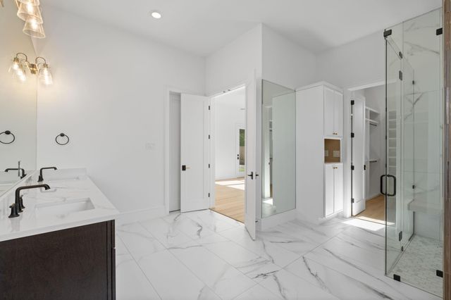 8021 Turquoise Lane, Houston, TX 77055