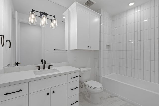 8021 Turquoise Lane, Houston, TX 77055