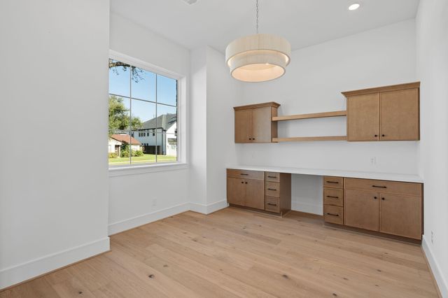 8021 Turquoise Lane, Houston, TX 77055