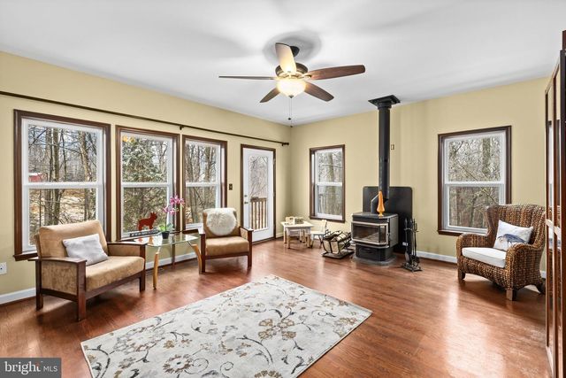 8701 SINCLAIR MILL RD, Manassas, VA 20112