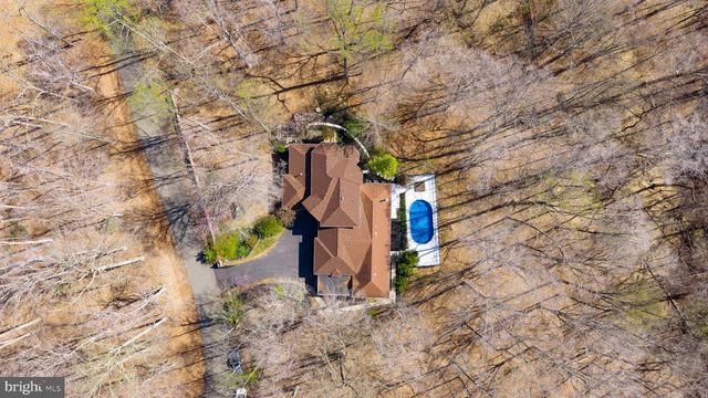 8701 SINCLAIR MILL RD, Manassas, VA 20112