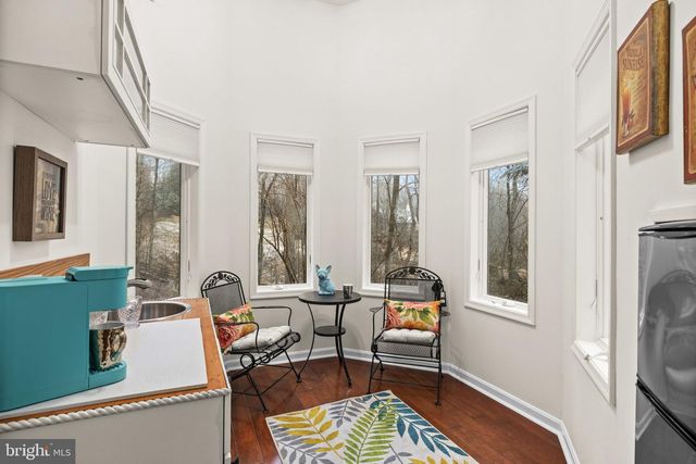 8701 SINCLAIR MILL RD, Manassas, VA 20112