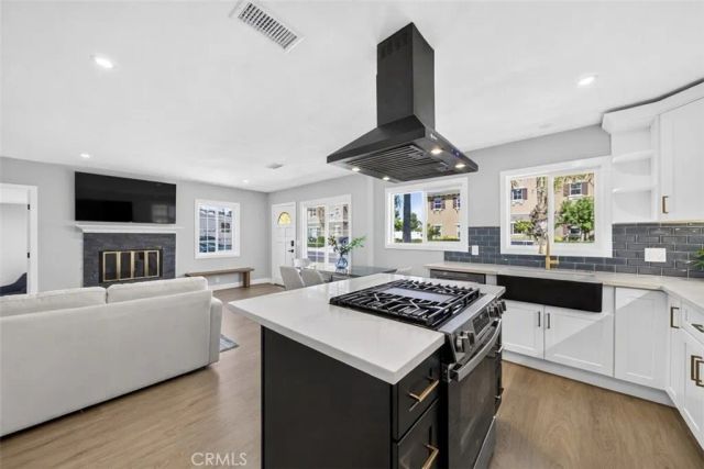 21117 Normandie, Los Angeles, CA 90501