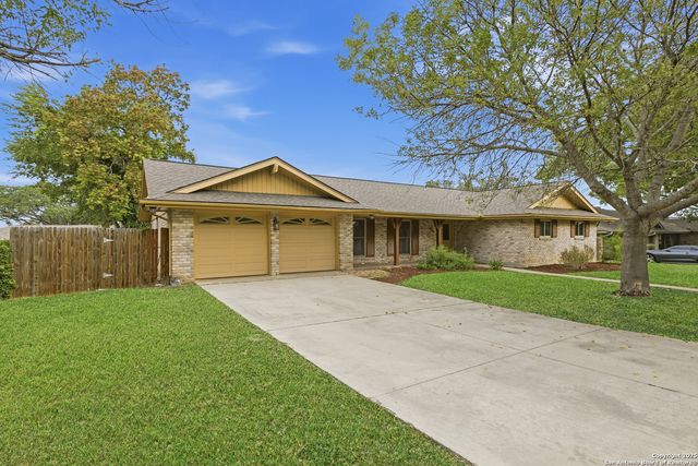 6019 Wildwind, Windcrest, TX 78239