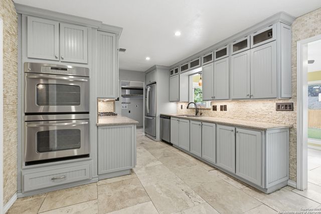 6019 Wildwind, Windcrest, TX 78239