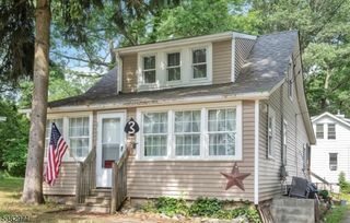 3 Birchwood Dr, Mount Olive Twp., NJ 07828