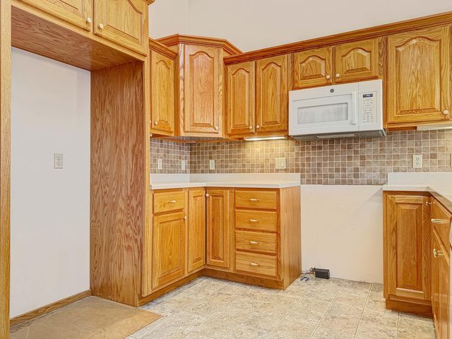 19 Laurel Bend 19 Laurel Bend, Urbana, OH 43078