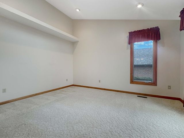 19 Laurel Bend 19 Laurel Bend, Urbana, OH 43078