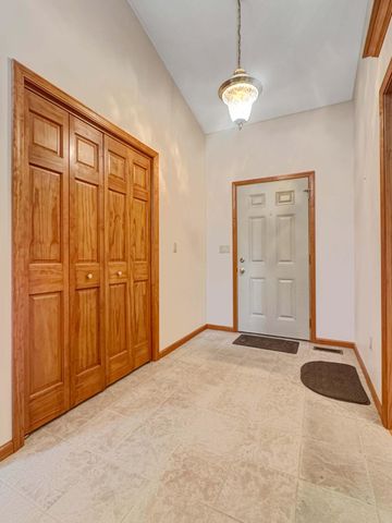 19 Laurel Bend 19 Laurel Bend, Urbana, OH 43078