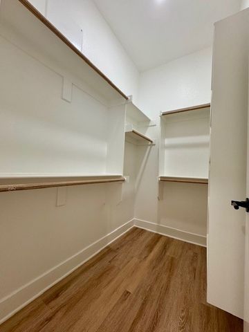 2311 S 31st Street, Rogers, AR 72758