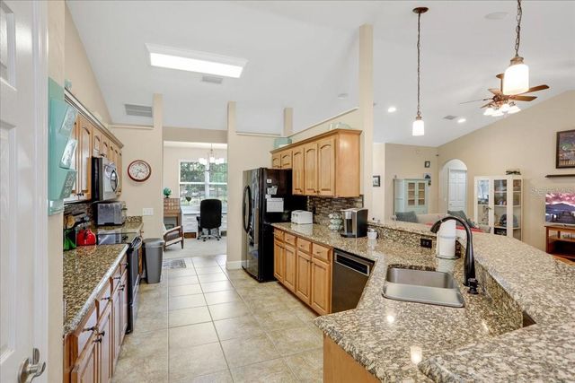 20641 NW 166TH PLACE, High Springs, FL 32643