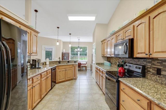20641 NW 166TH PLACE, High Springs, FL 32643