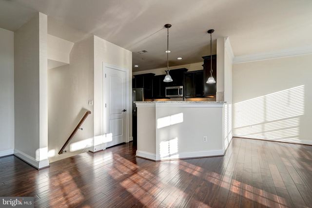 42590 WILDLY TER, Ashburn, VA 20148