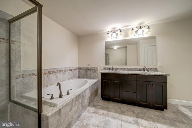 42590 WILDLY TER, Ashburn, VA 20148