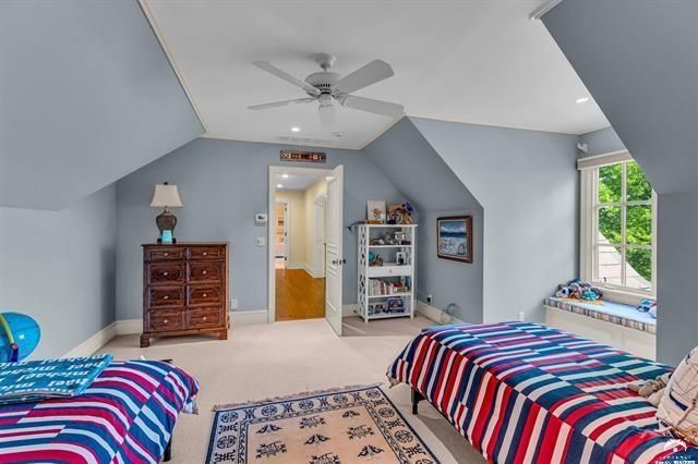 208 Fall Creek Drive, Lawrence, KS 66049