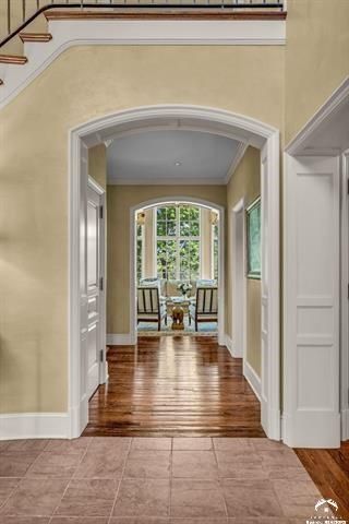 208 Fall Creek Drive, Lawrence, KS 66049