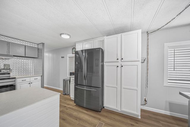 3411 Thermal Place, Thermal, CA 92274