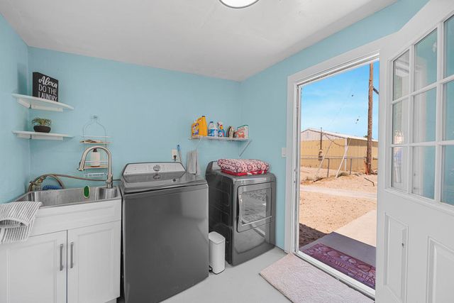 3411 Thermal Place, Thermal, CA 92274