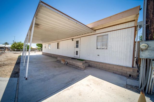 3411 Thermal Place, Thermal, CA 92274
