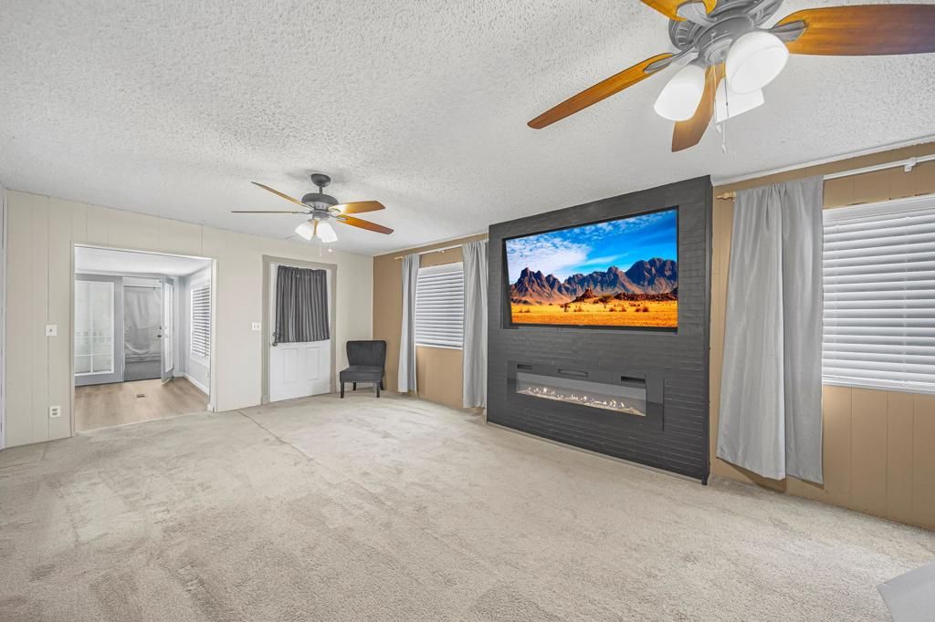 Image 16 of property listing at 3411 Thermal Place, Thermal, CA 92274