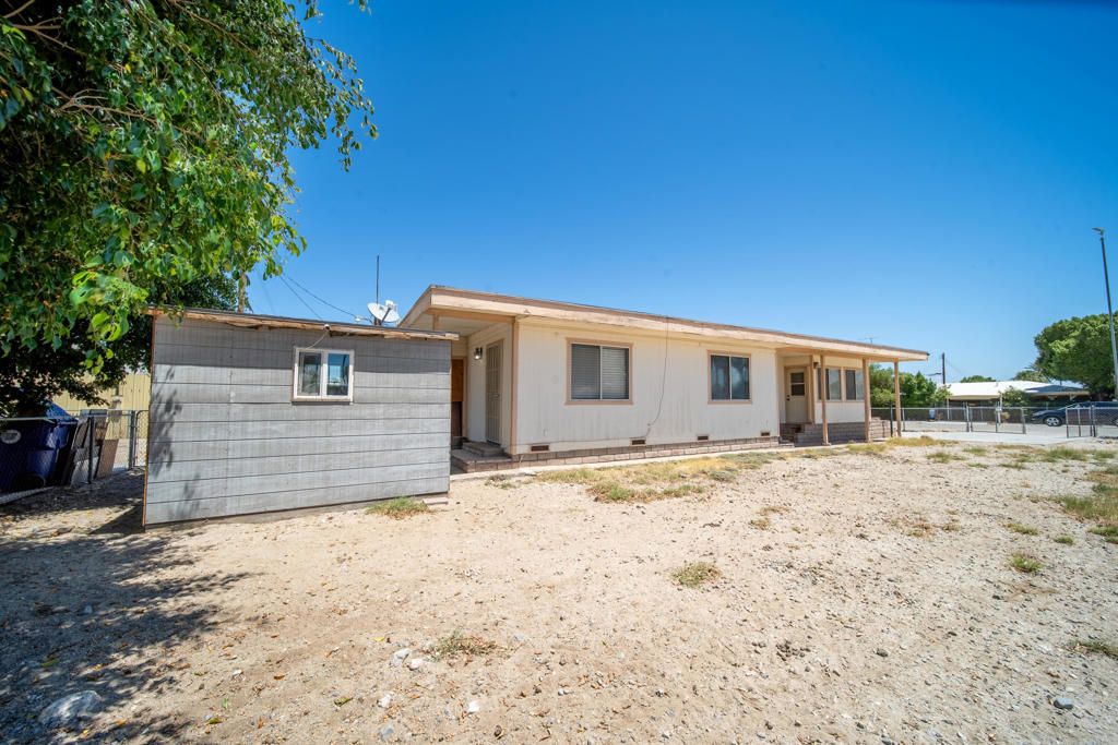 Image 36 of property listing at 3411 Thermal Place, Thermal, CA 92274