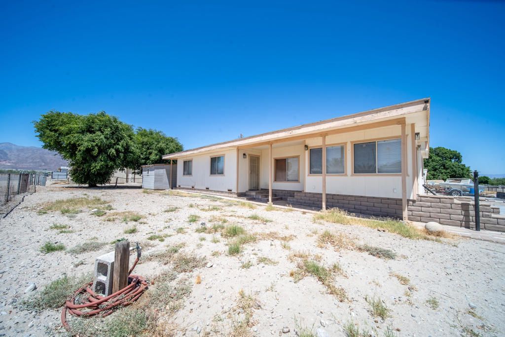 Image 39 of property listing at 3411 Thermal Place, Thermal, CA 92274