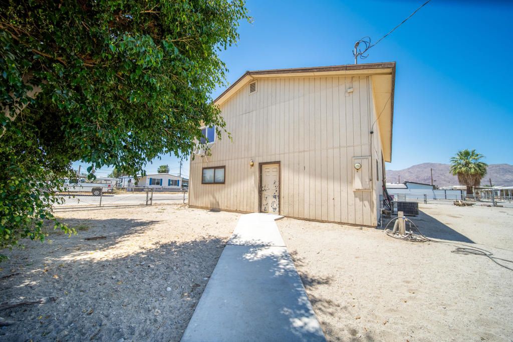 Image 47 of property listing at 3411 Thermal Place, Thermal, CA 92274