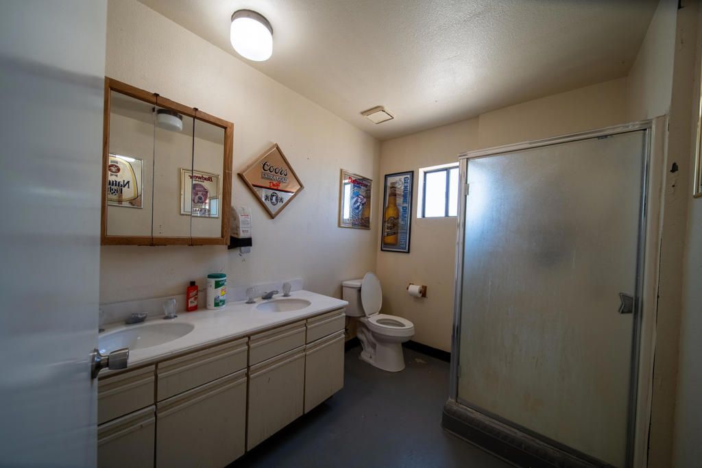 Image 59 of property listing at 3411 Thermal Place, Thermal, CA 92274
