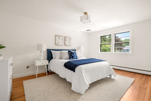 43 Meredith Circle, Needham, MA 02492
