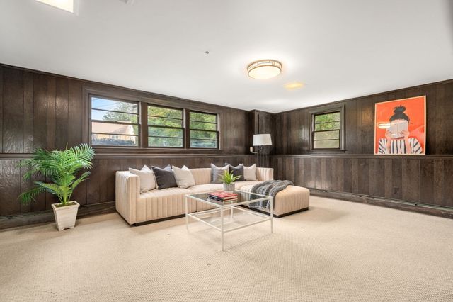 43 Meredith Circle, Needham, MA 02492