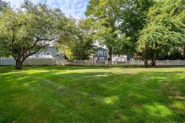 43 Meredith Circle, Needham, MA 02492