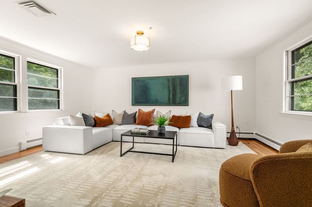 43 Meredith Circle, Needham, MA 02492
