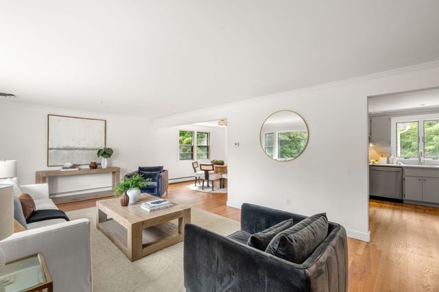 43 Meredith Circle, Needham, MA 02492