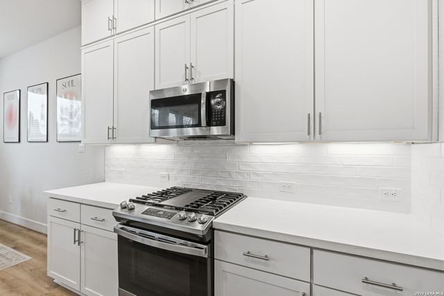 8851 Oakland Rd Unit 10, San Antonio, TX 78240