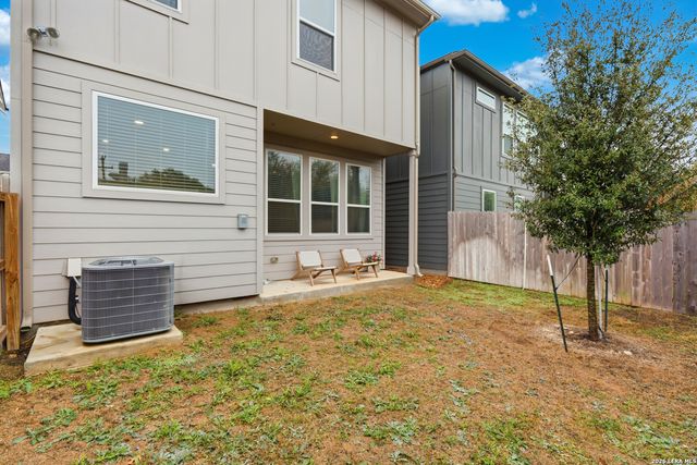 8851 Oakland Rd Unit 10, San Antonio, TX 78240