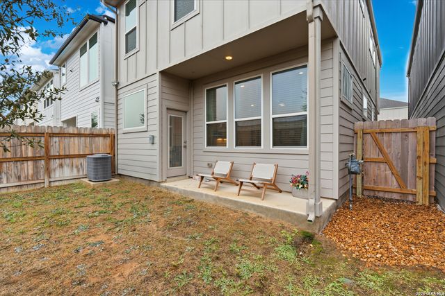 8851 Oakland Rd Unit 10, San Antonio, TX 78240