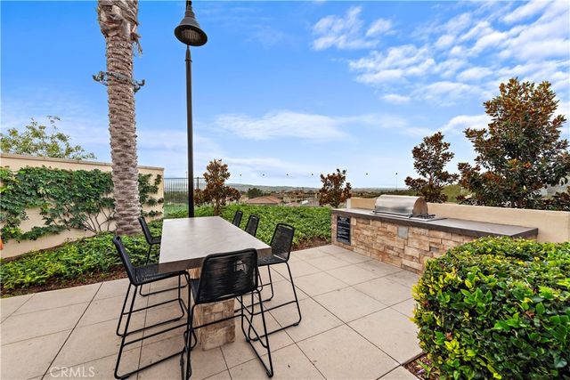 235 Carmona, Lake Forest, CA 92630