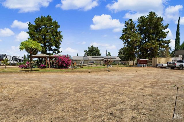 12420 Paddock Place, Bakersfield, CA 93312