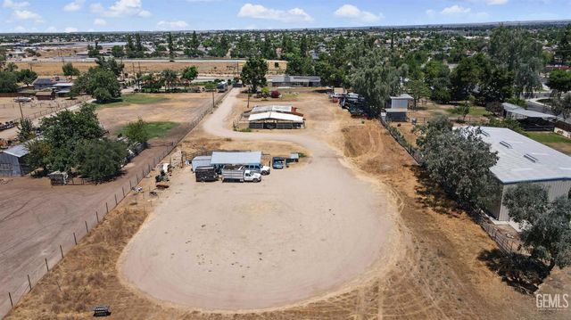 12420 Paddock Place, Bakersfield, CA 93312